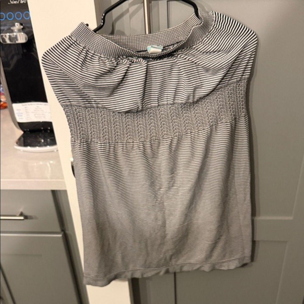 Elegant Striped Women's Blouse